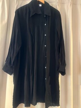 Jon Anna| Classic Black long Button up cover up 🏖️